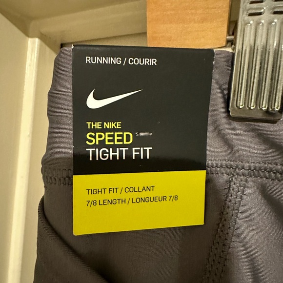 Nike Leggings - Picture 2 of 5